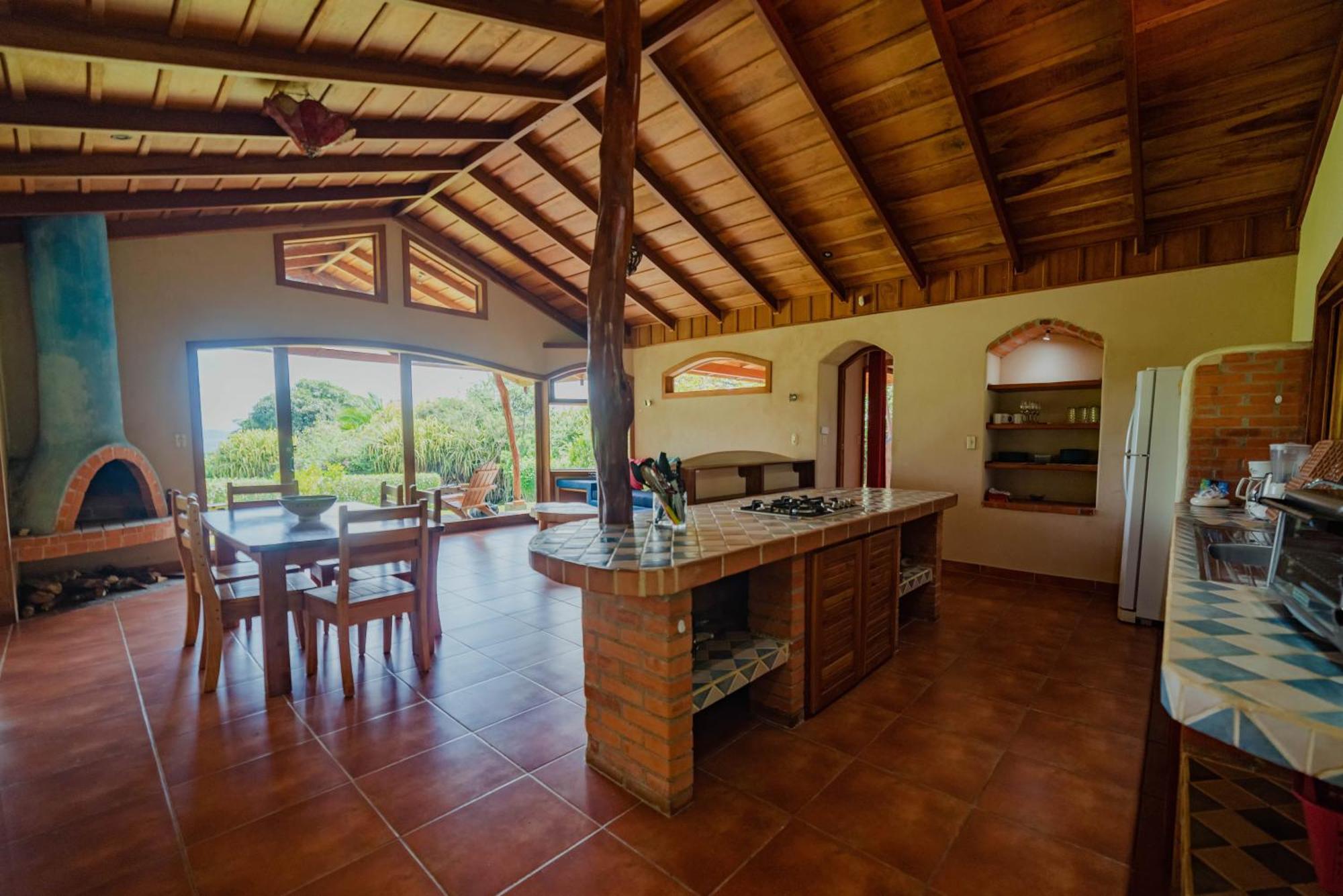 Mystica Hotel Naranjos Agrios Bagian luar foto